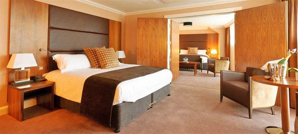 Rox Hotel Aberdeen By Compass Hospitality Ngoại thất bức ảnh
