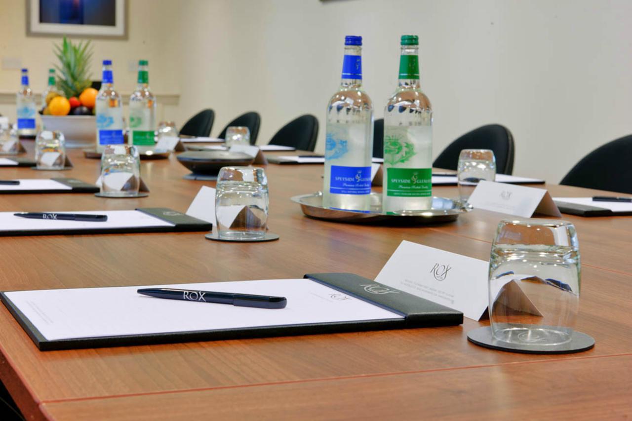 Rox Hotel Aberdeen By Compass Hospitality Ngoại thất bức ảnh