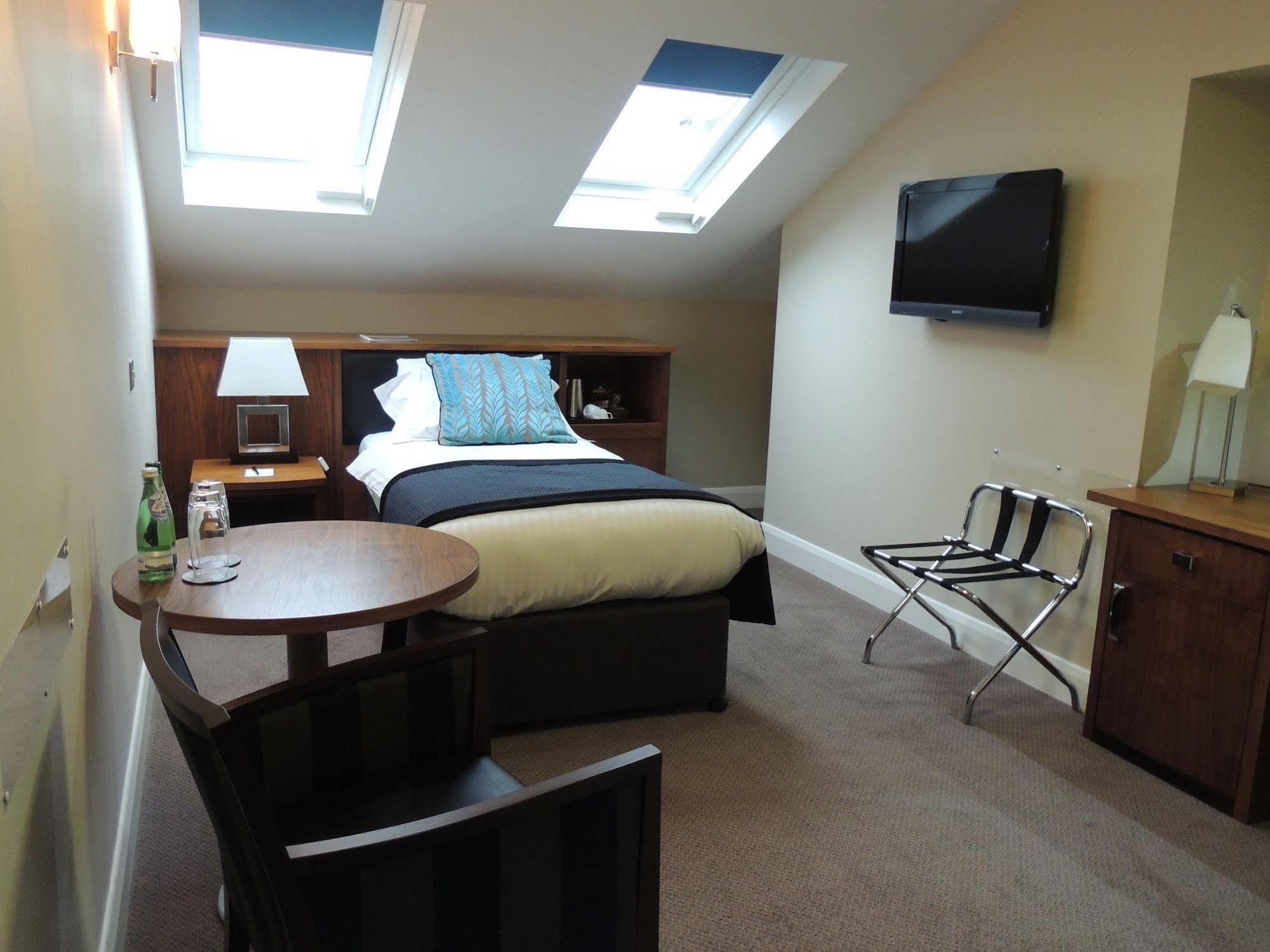 Rox Hotel Aberdeen By Compass Hospitality Ngoại thất bức ảnh